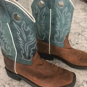 Old west Girls cowboy boots- like new
